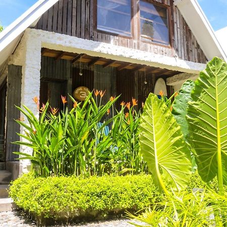 جيمباران Chanteak Bali - Stone House 3 المظهر الخارجي الصورة