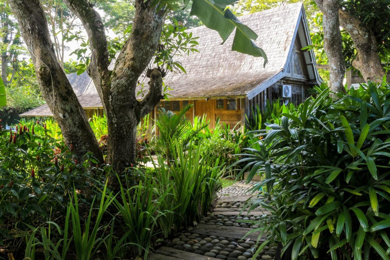 جيمباران Chanteak Bali - Stone House 3 المظهر الخارجي الصورة